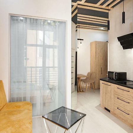 Leogrand One-Bedroom Apartments On Tugan-Baranovskogo 24 Lviv Exterior foto